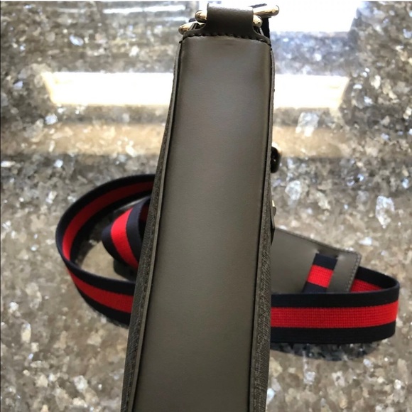 Gucci Men’s Current Model GG Supreme Bag - Picture 5 of 6